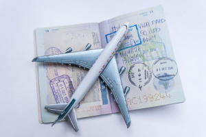 人口減と富裕層・高技能労働者の移住が揺さぶる税の公平